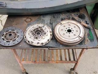 bontott TOYOTA AVENSIS T27 Kuplung Szett Lendkerékkel