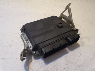 bontott TOYOTA AVENSIS T27 Motorvezérlő