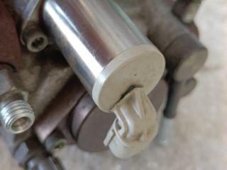 bontott TOYOTA AVENSIS T27 Nagynyomású Szivattyú