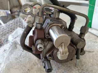 bontott TOYOTA AVENSIS T27 Nagynyomású Szivattyú