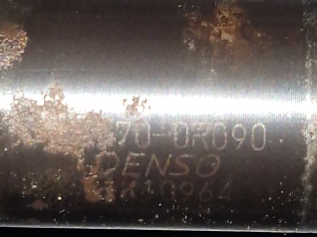 bontott TOYOTA AVENSIS T27 Porlasztó (1 db)