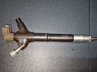 bontott TOYOTA AVENSIS T27 Porlasztó (1 db)