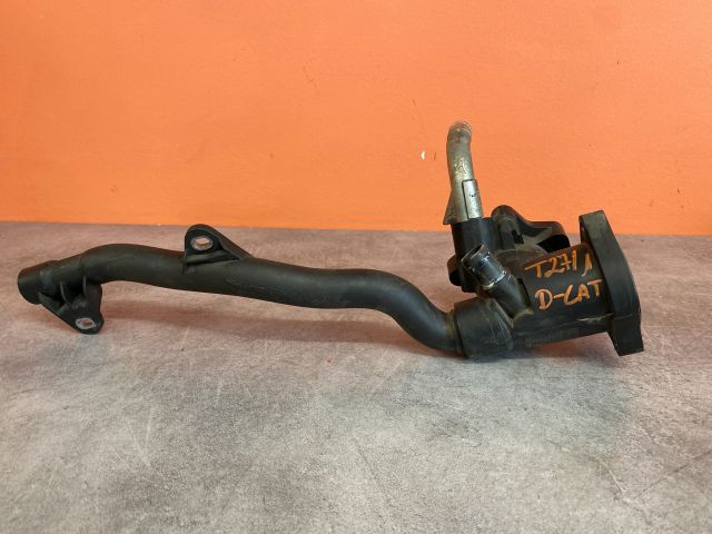 bontott TOYOTA AVENSIS T27 Termosztátház Csővel