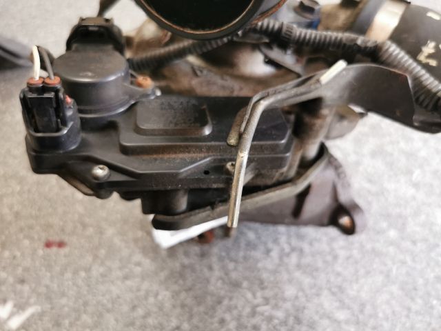 bontott TOYOTA AVENSIS T27 Turbó Vezérlőegység