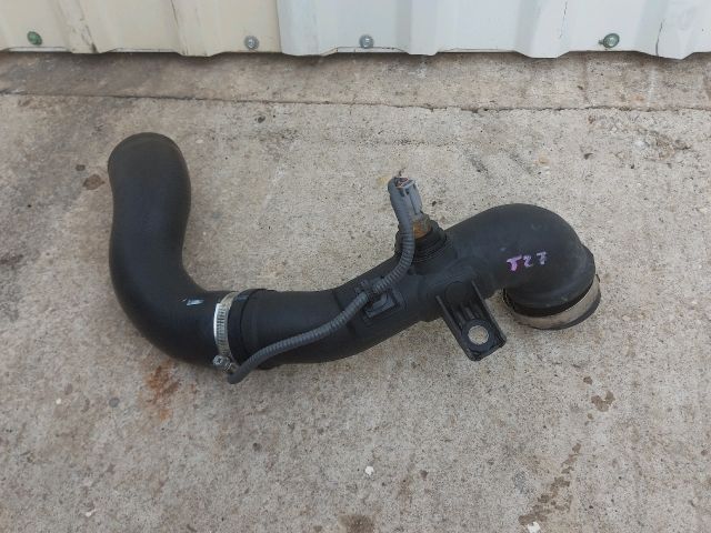 bontott TOYOTA AVENSIS T27 Turbócső