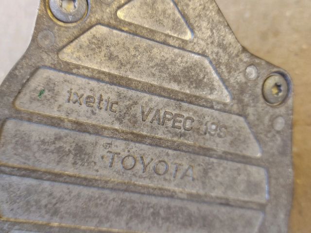 bontott TOYOTA AVENSIS T27 Vákumpumpa