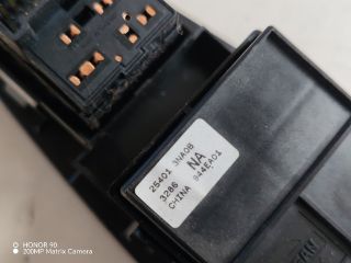 bontott TOYOTA AVENSIS T27 Ablakemelő Kapcsoló Négyes / Kettes