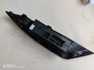 bontott TOYOTA AVENSIS T27 Ablakemelő Kapcsoló Négyes / Kettes