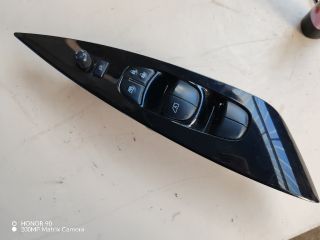 bontott TOYOTA AVENSIS T27 Ablakemelő Kapcsoló Négyes / Kettes