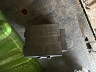 bontott TOYOTA AVENSIS T27 Ablaktörlő Relé