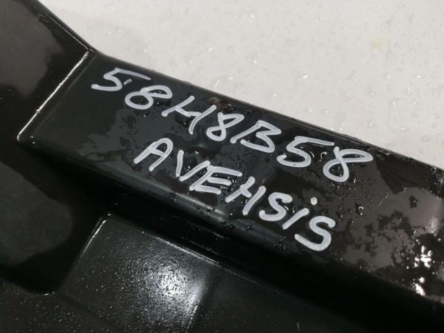 bontott TOYOTA AVENSIS T27 Alsó Hűtőburkolat