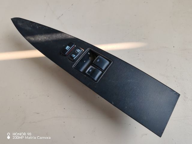 bontott TOYOTA AVENSIS T27 Bal első Ablakemelő Kapcsoló