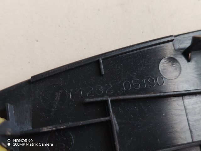 bontott TOYOTA AVENSIS T27 Bal első Ablakemelő Kapcsoló