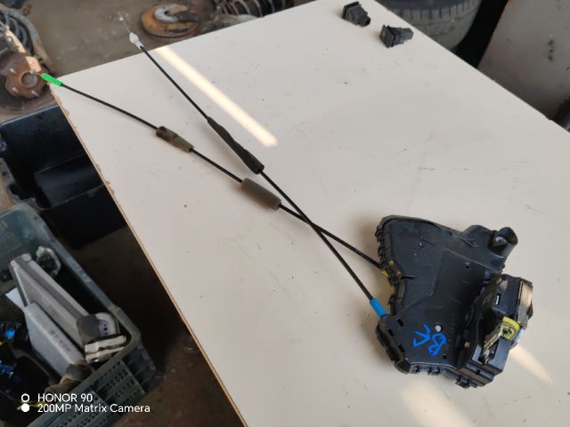 bontott TOYOTA AVENSIS T27 Bal első Ajtózár