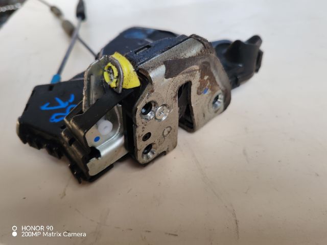 bontott TOYOTA AVENSIS T27 Bal első Ajtózár