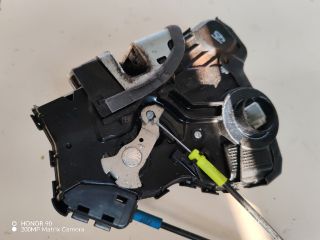 bontott TOYOTA AVENSIS T27 Bal első Ajtózár