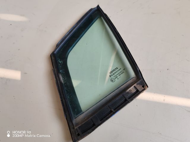 bontott TOYOTA AVENSIS T27 Bal első Fixüveg (Ajtóban)