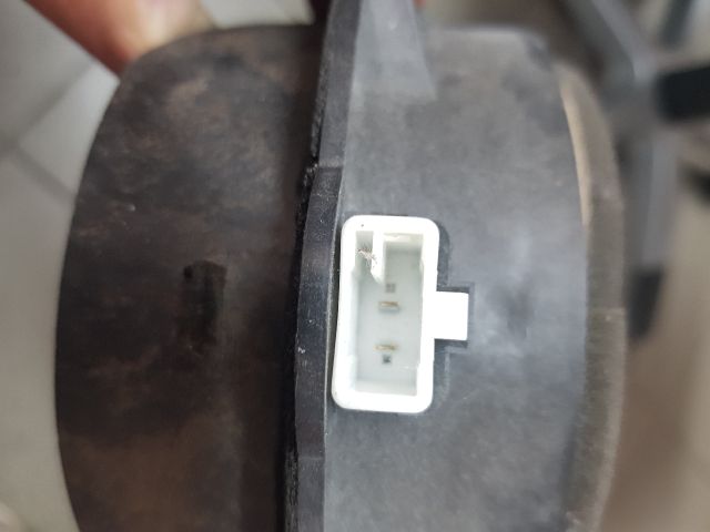 bontott TOYOTA AVENSIS T27 Bal első Hangszóró