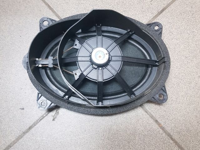 bontott TOYOTA AVENSIS T27 Bal első Hangszóró