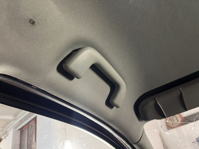 bontott TOYOTA AVENSIS T27 Bal első Kapaszkodó (Felső)