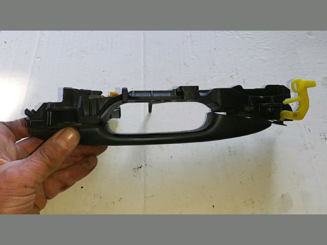 bontott TOYOTA AVENSIS T27 Bal első Külső Kilincs