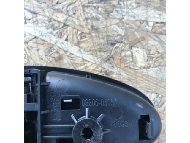 bontott TOYOTA AVENSIS T27 Bal első Külső Kilincs