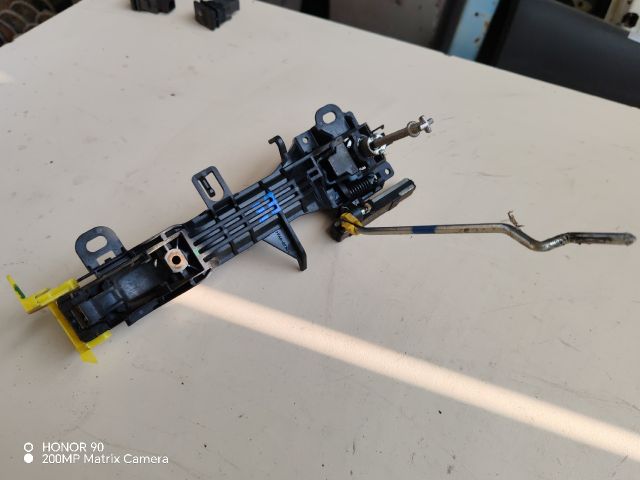 bontott TOYOTA AVENSIS T27 Bal első Külső Kilincs