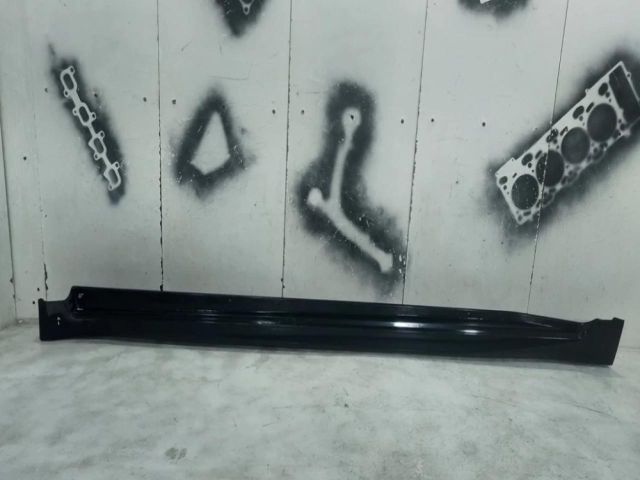 bontott TOYOTA AVENSIS T27 Bal első Küszöb Díszléc