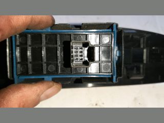 bontott TOYOTA AVENSIS T27 Bal hátsó Ablakemelő Kapcsoló