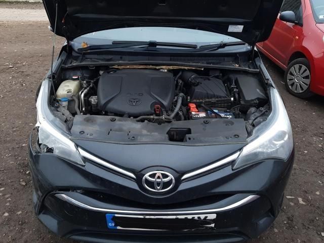 bontott TOYOTA AVENSIS T27 Bal hátsó Alsó Első Lengőkar