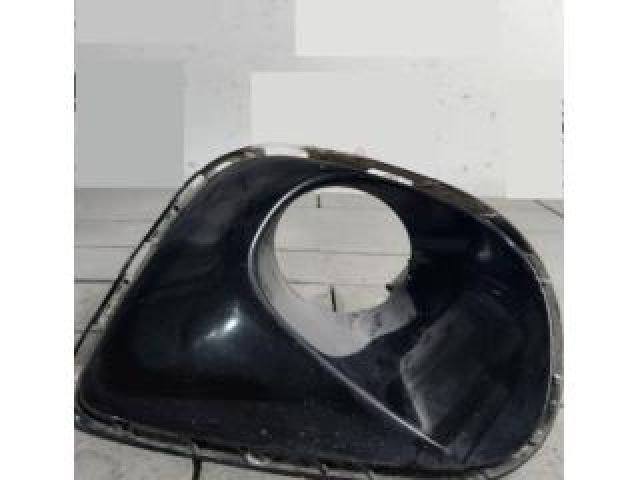 bontott TOYOTA AVENSIS T27 Bal Ködfényszóró Lámpakeret