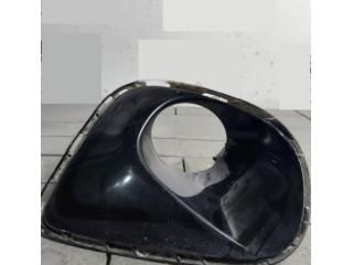 bontott TOYOTA AVENSIS T27 Bal Ködfényszóró Lámpakeret