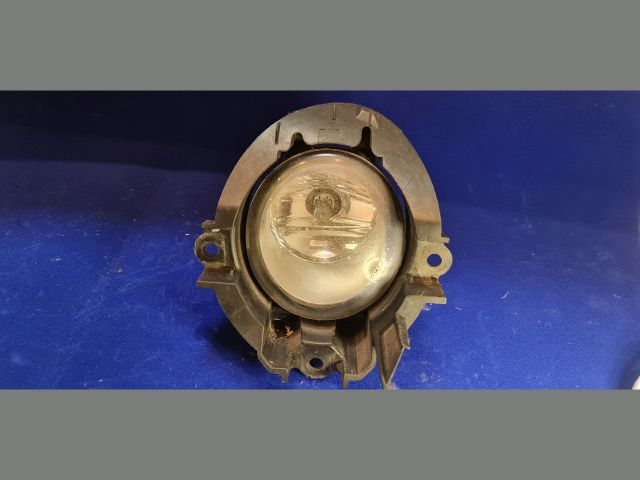 bontott TOYOTA AVENSIS T27 Bal Ködfényszóró