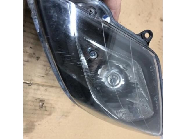 bontott TOYOTA AVENSIS T27 Bal Ködfényszóró