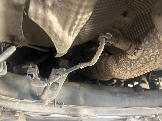 bontott TOYOTA AVENSIS T27 Bal Ködfényszóró