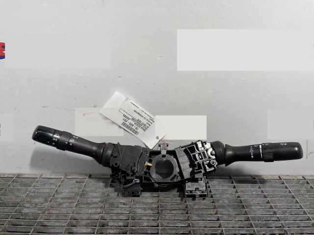 bontott TOYOTA AVENSIS T27 Bal Kormánykapcsoló Irányjelző