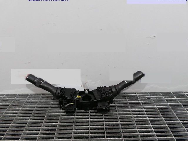 bontott TOYOTA AVENSIS T27 Bal Kormánykapcsoló Irányjelző