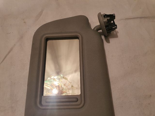 bontott TOYOTA AVENSIS T27 Bal Napellenző