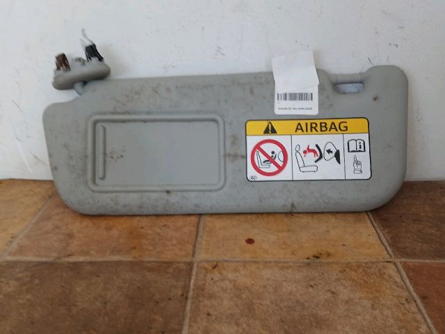 bontott TOYOTA AVENSIS T27 Bal Napellenző