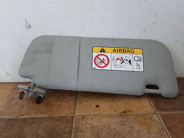 bontott TOYOTA AVENSIS T27 Bal Napellenző