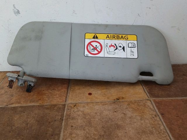 bontott TOYOTA AVENSIS T27 Bal Napellenző