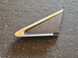 bontott TOYOTA AVENSIS T27 Bal Visszapillantó Tükör Előtti Burkolat