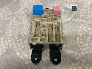 bontott TOYOTA AVENSIS T27 Biztosítéktábla Utastér