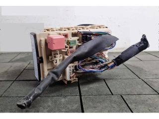 bontott TOYOTA AVENSIS T27 Biztosítéktábla Utastér