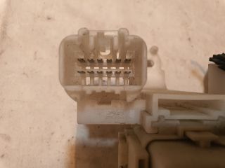 bontott TOYOTA AVENSIS T27 Biztosítéktábla Utastér