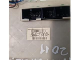 bontott TOYOTA AVENSIS T27 Biztosítéktábla Utastér