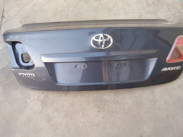 bontott TOYOTA AVENSIS T27 Csomagtérajtó Díszléc