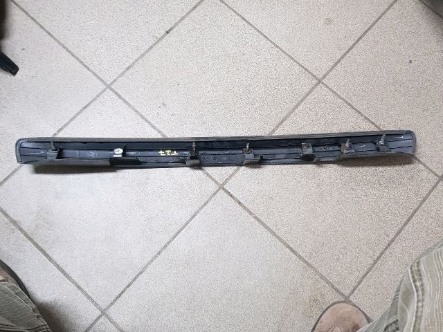 bontott TOYOTA AVENSIS T27 Csomagtérajtó Díszléc