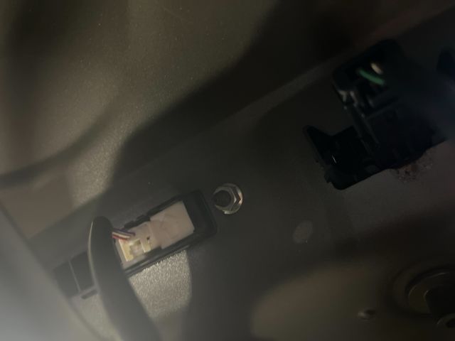 bontott TOYOTA AVENSIS T27 Csomagtérajtó Kapcsoló