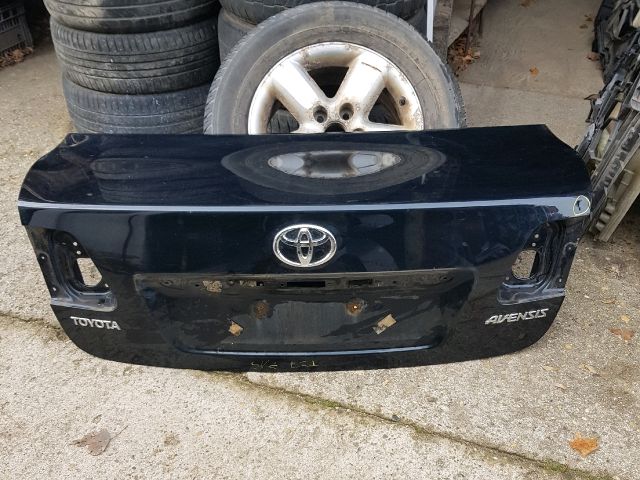 bontott TOYOTA AVENSIS T27 Csomagtérajtó (Üres lemez)